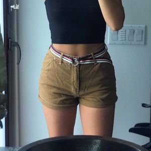 Brown high wasted shorts+belt worn once
